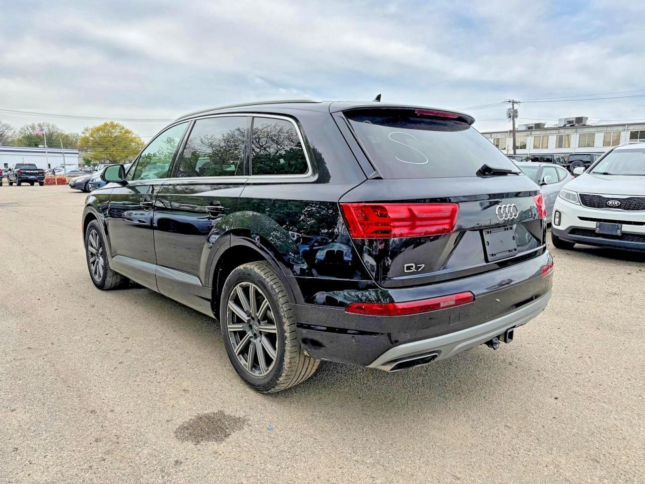 2019 Audi Q7 - Image 3