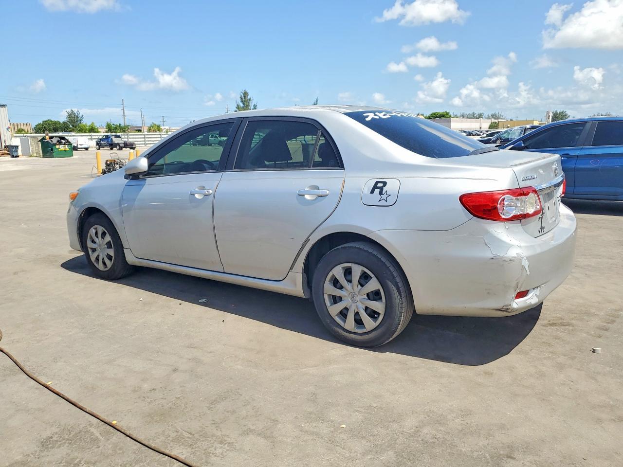 2011 Toyota Corolla Le - Image 2