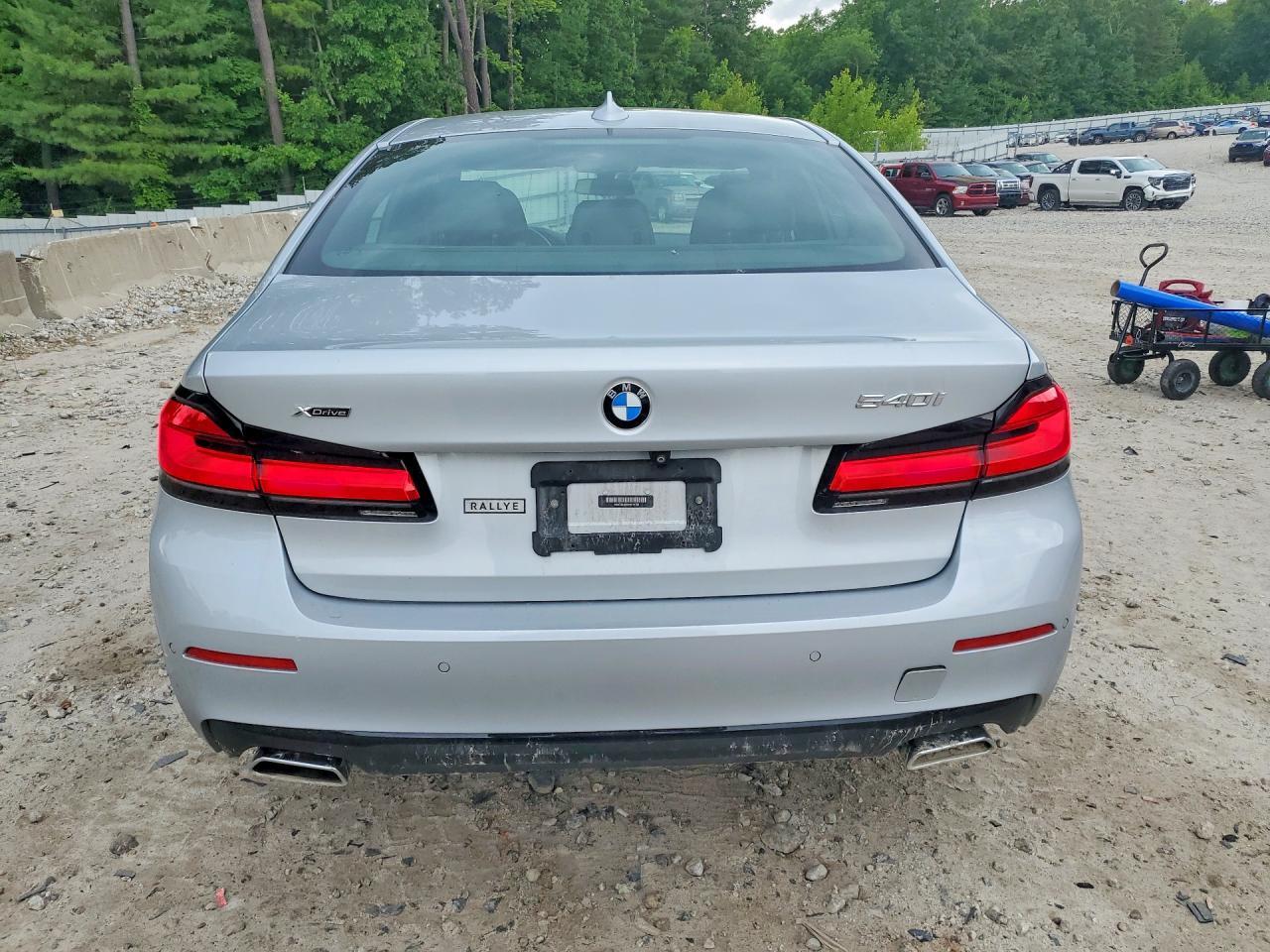 2021 BMW 540 Xi - Фото 6