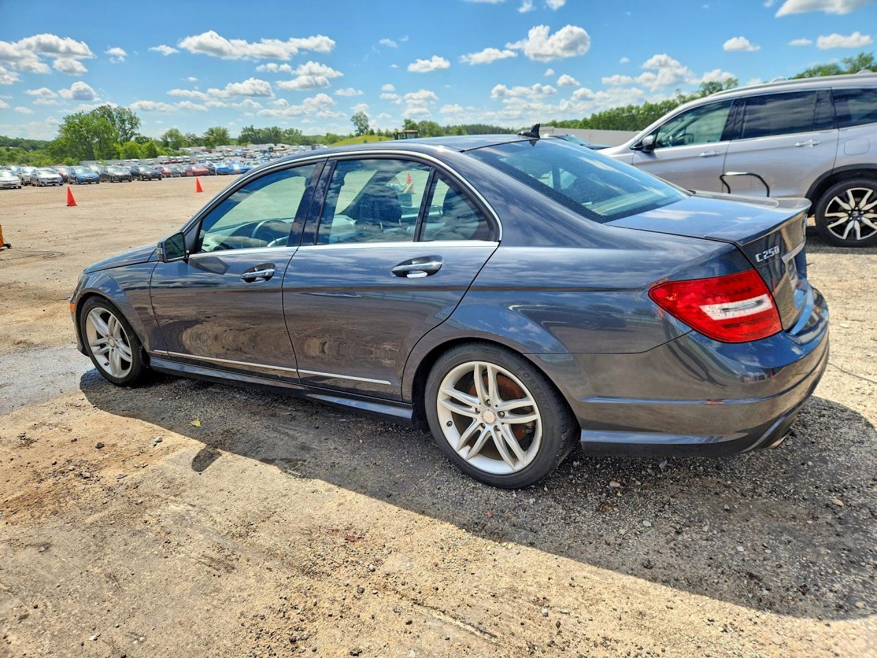 2013 Mercedes-Benz C250 - Фото 2