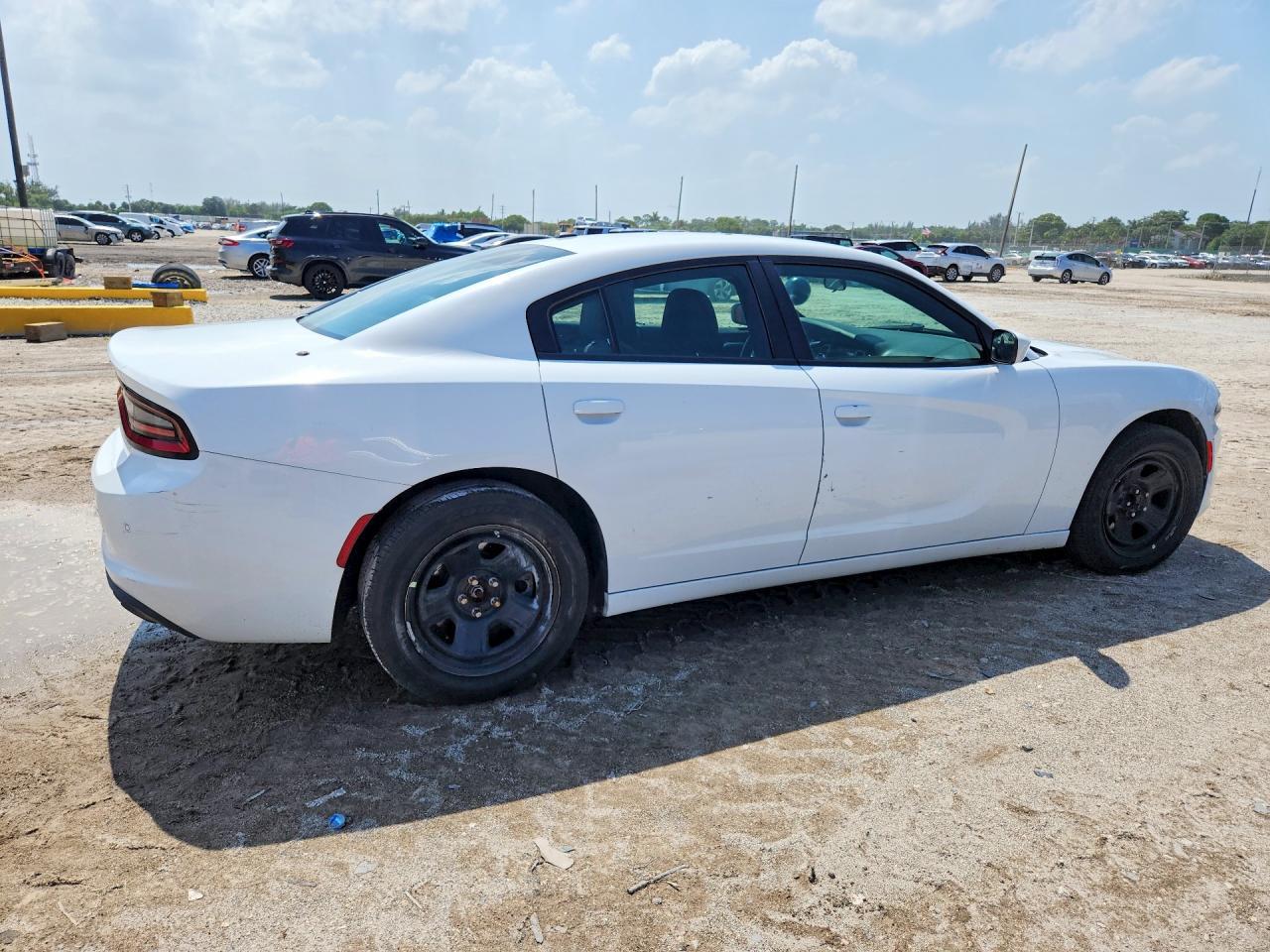 2018 Dodge Charger Police - Image 3