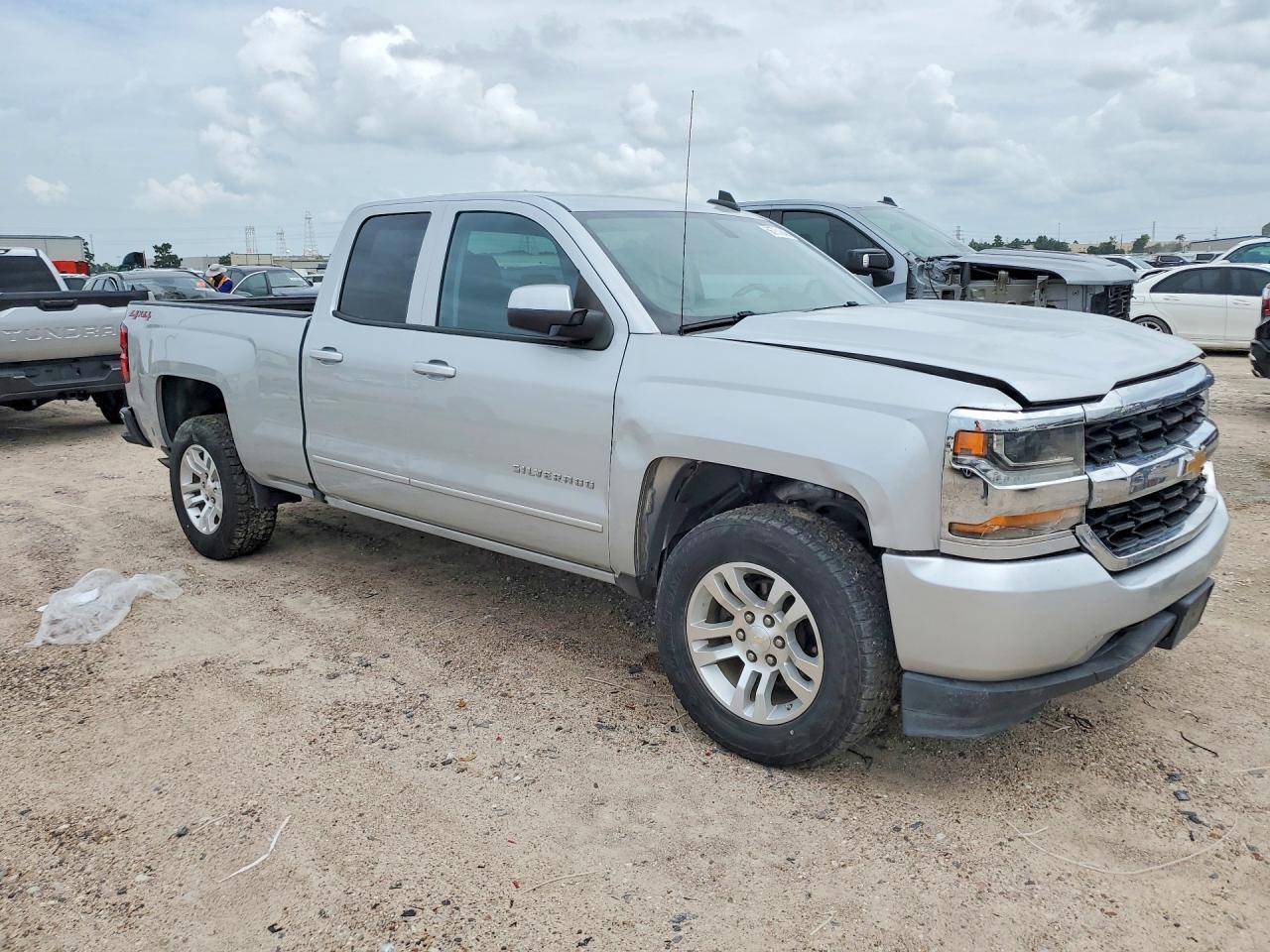 2018 Chevrolet Silverado K1500 Lt - Фото 4