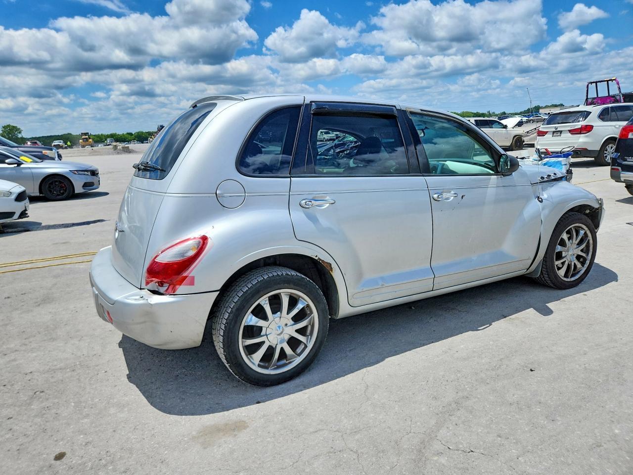 2008 Chrysler Pt Cruiser - Image 3