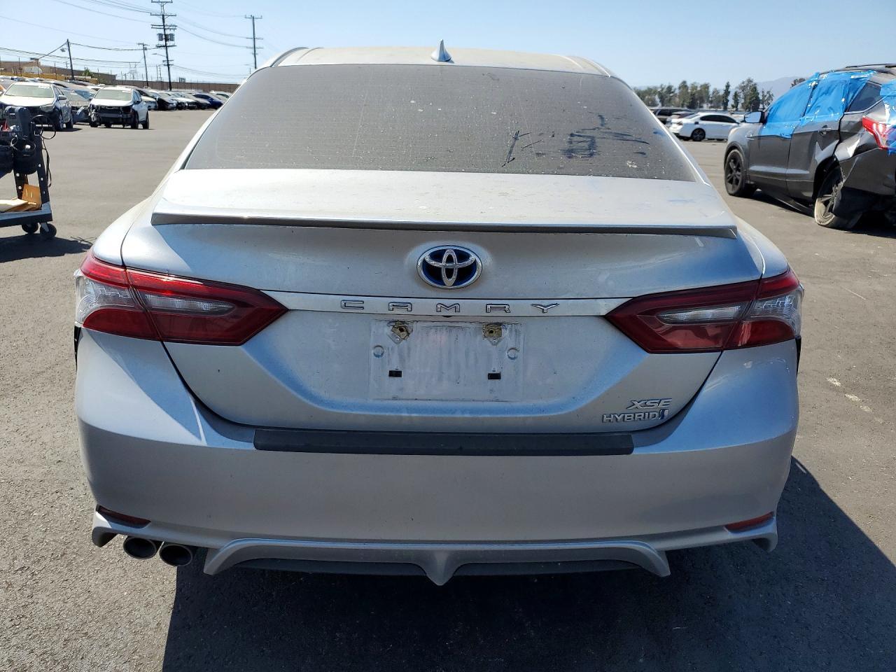 2022 Toyota Camry Xse - Фото 6