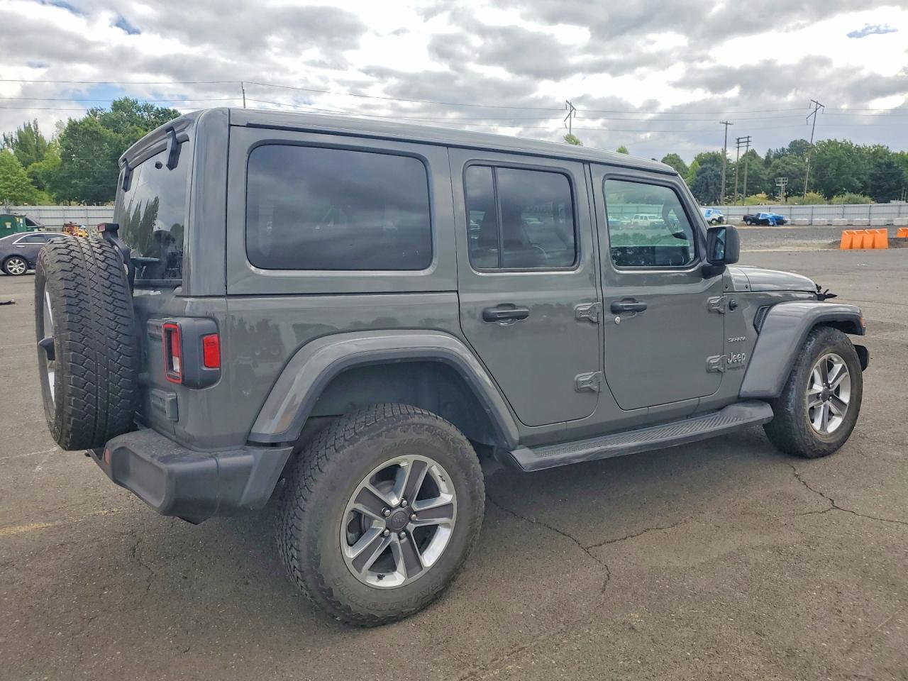 2020 Jeep Wrangler Unlimited Sahara - Фото 3