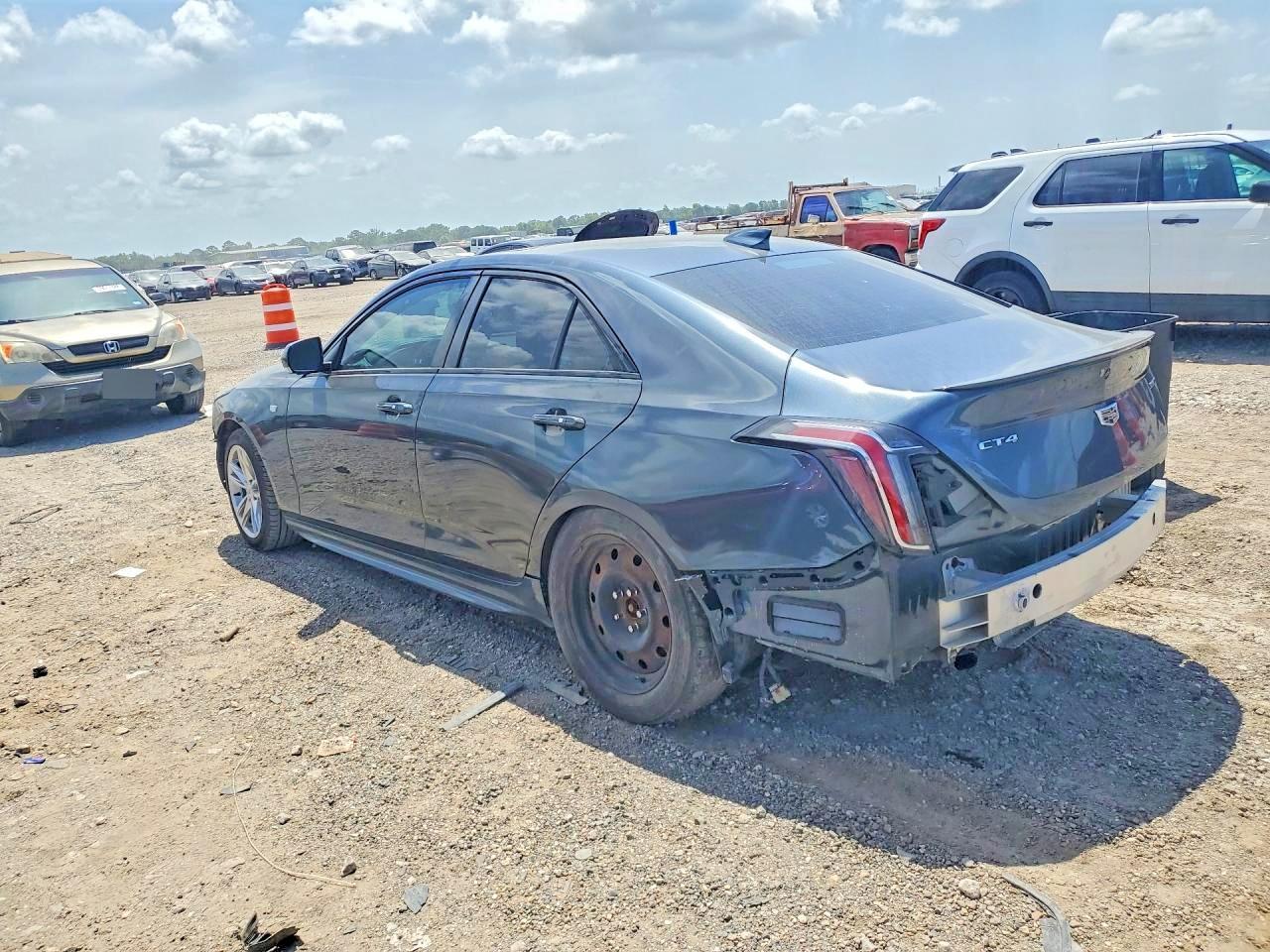 2021 Cadillac Ct4 Sport - Фото 2