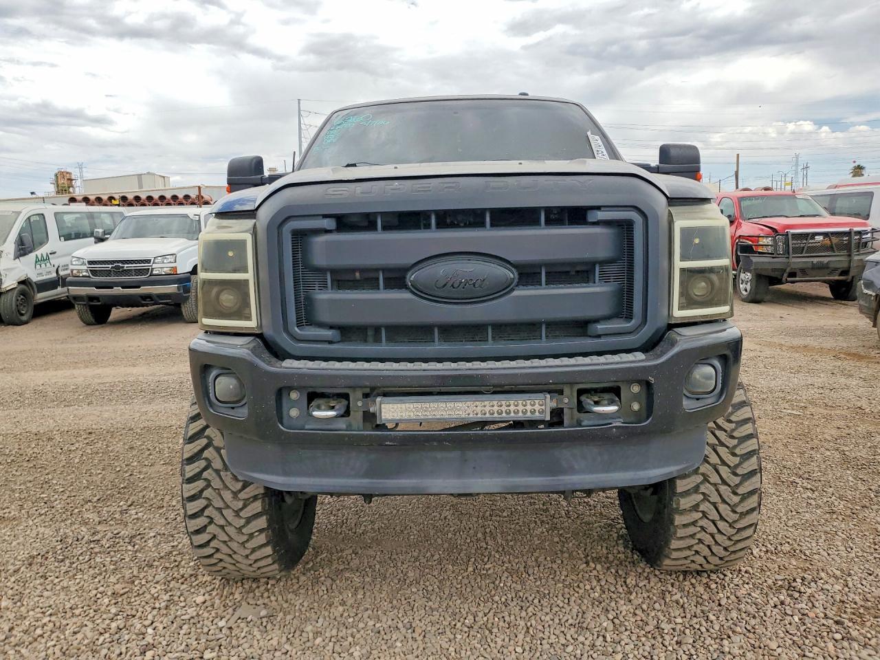 2015 Ford F350 Super Duty - Фото 5