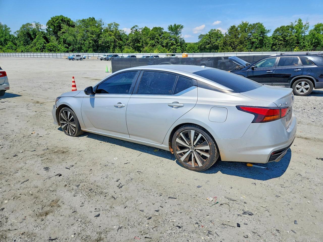 2021 Nissan Altima Sr - Image 2