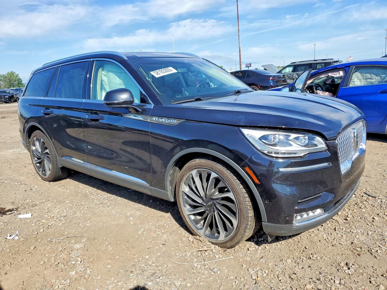 2020 Lincoln Aviator Reserve - Image 4