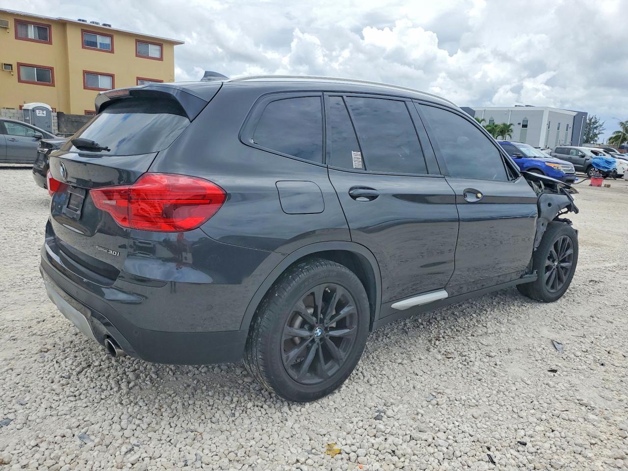 2019 BMW X3 Sdrive30I - Фото 3