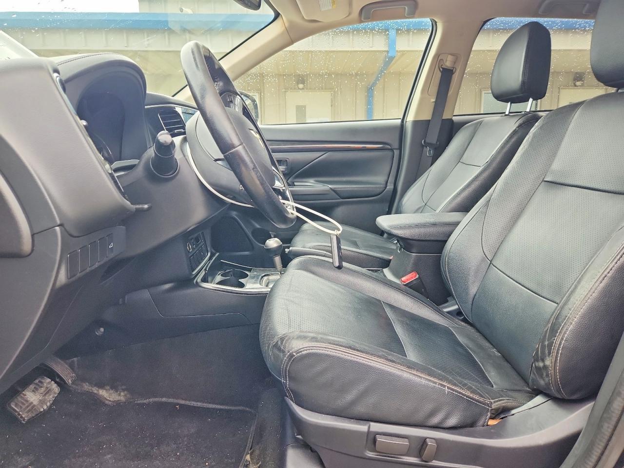 2018 Mitsubishi Outlander Se - Image 7