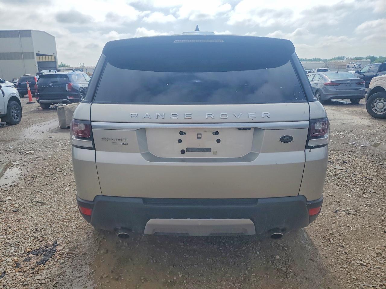 2017 Land Rover Range Rover Sport Hse - Image 6