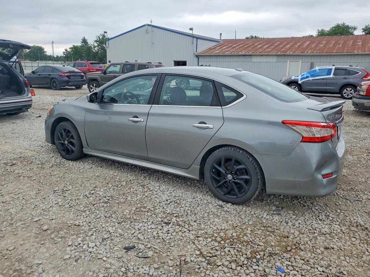 2013 Nissan Sentra S - Фото 2