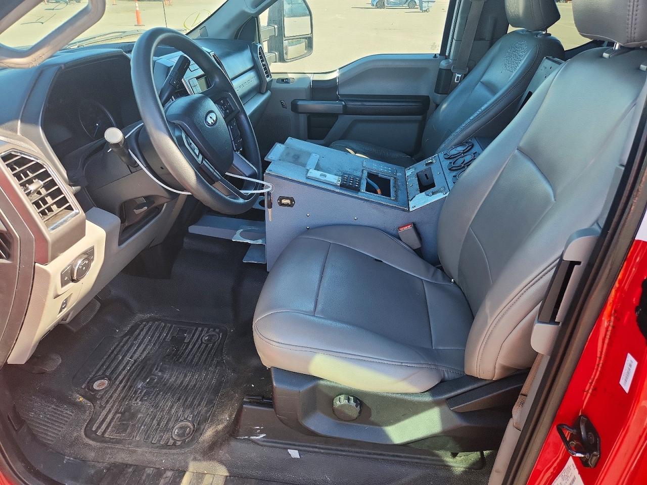 2017 Ford F550 Super Duty - Фото 7