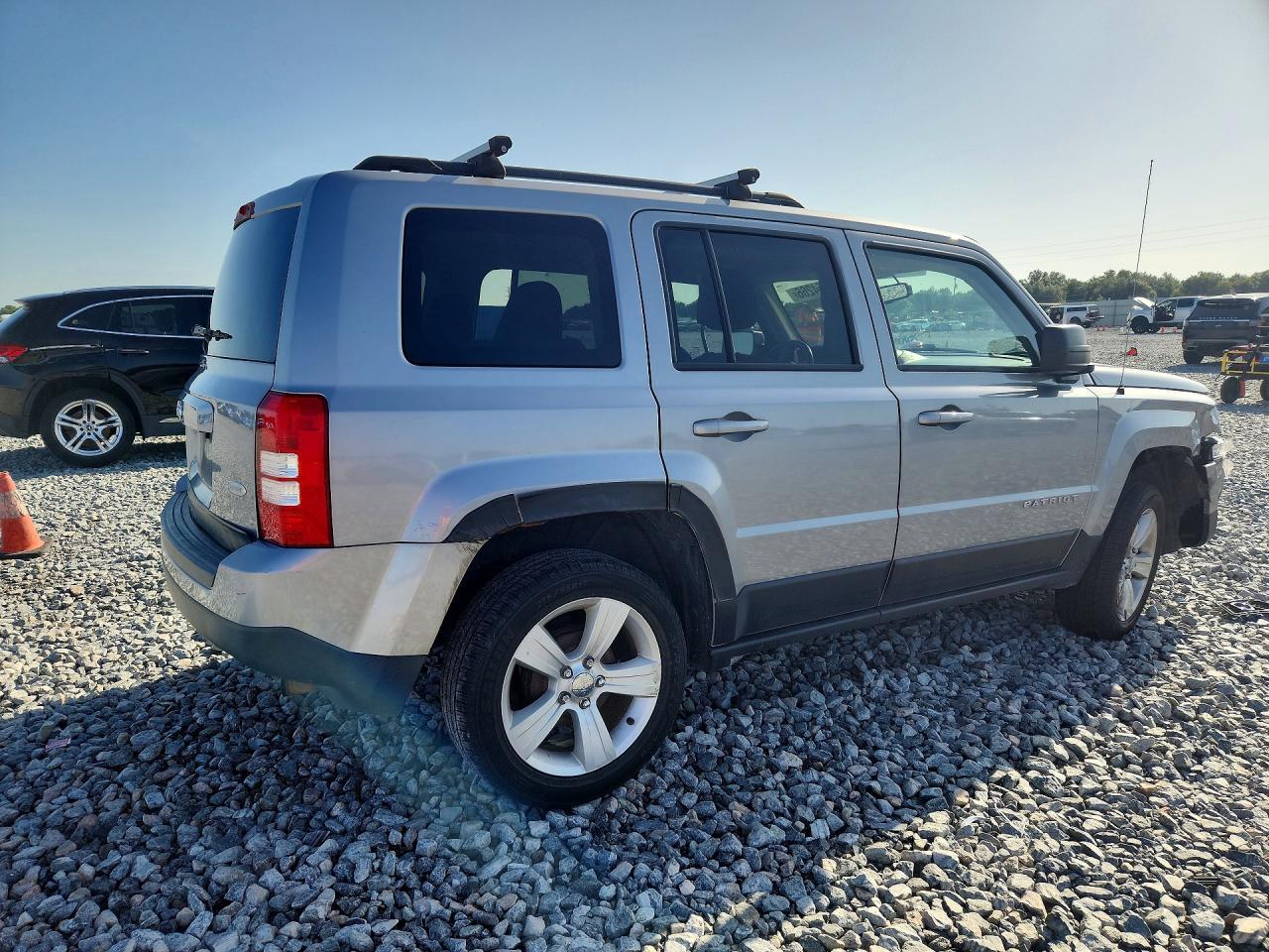 2017 Jeep Patriot Latitude - Фото 3