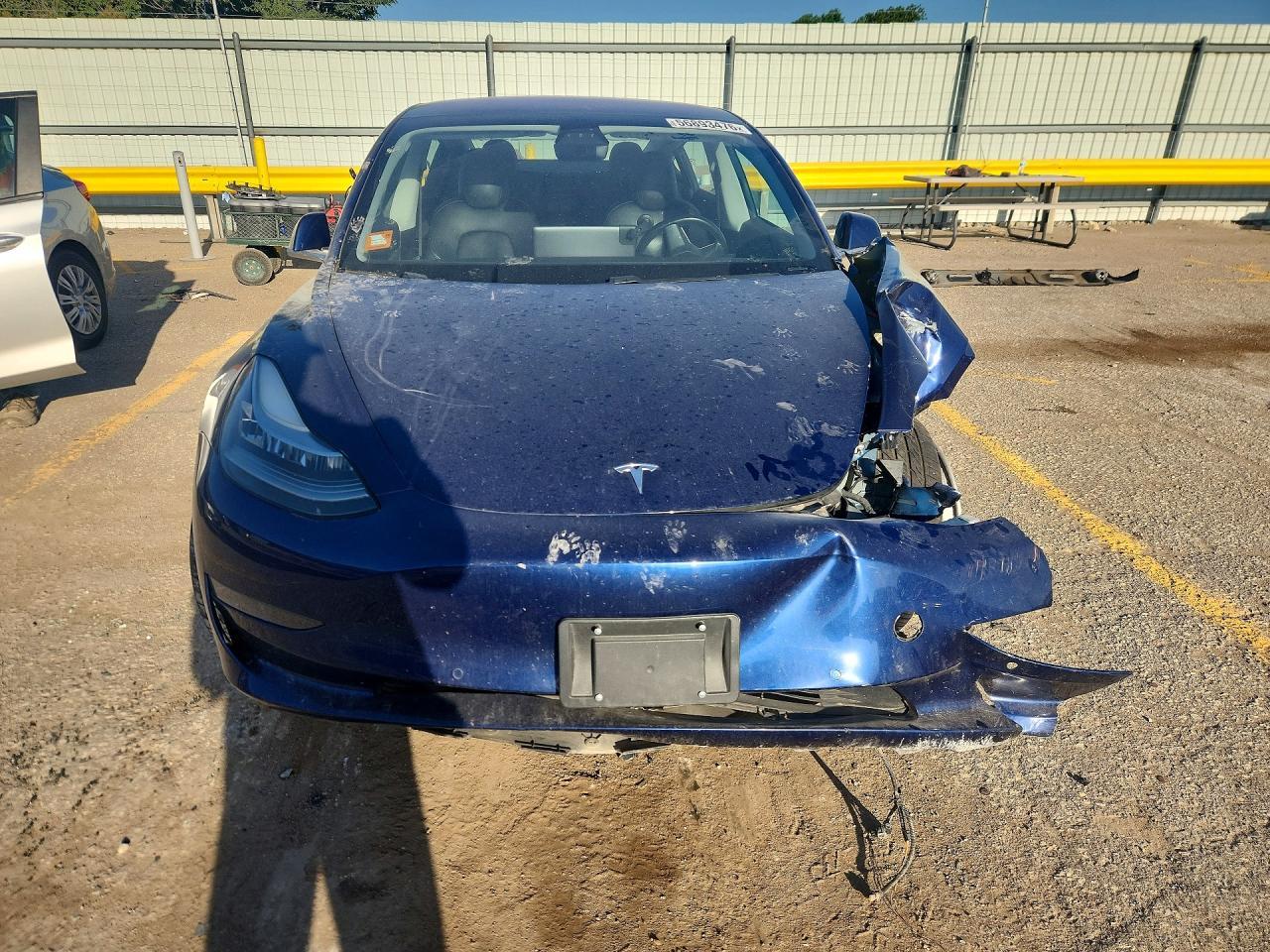 2018 Tesla Model 3 - Фото 5