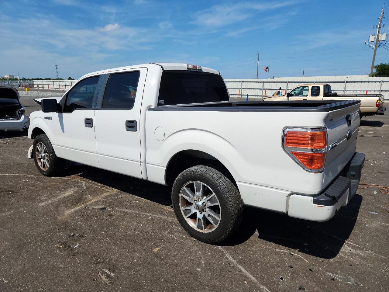 2014 Ford F150 Supercrew - Image 2