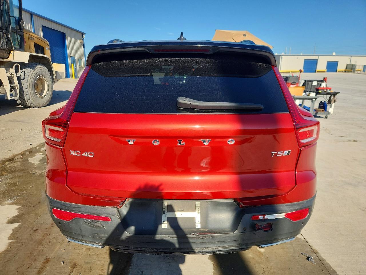 2019 Volvo Xc40 T5 R-Design - Image 6