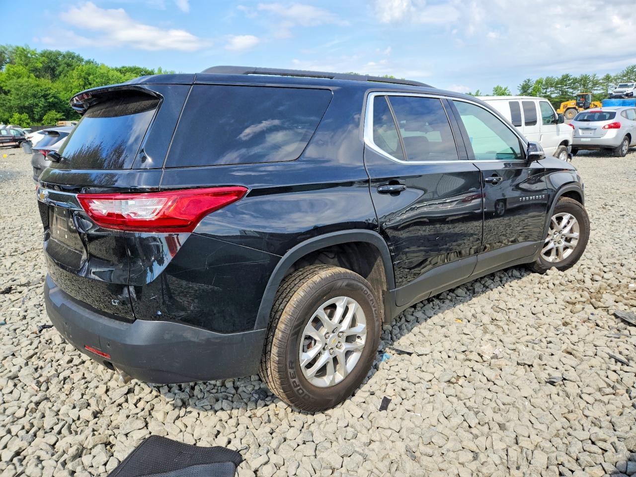 2020 Chevrolet Traverse Lt - Фото 3