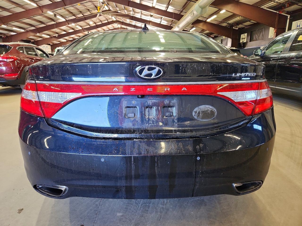 2014 Hyundai Azera Limited - Image 6