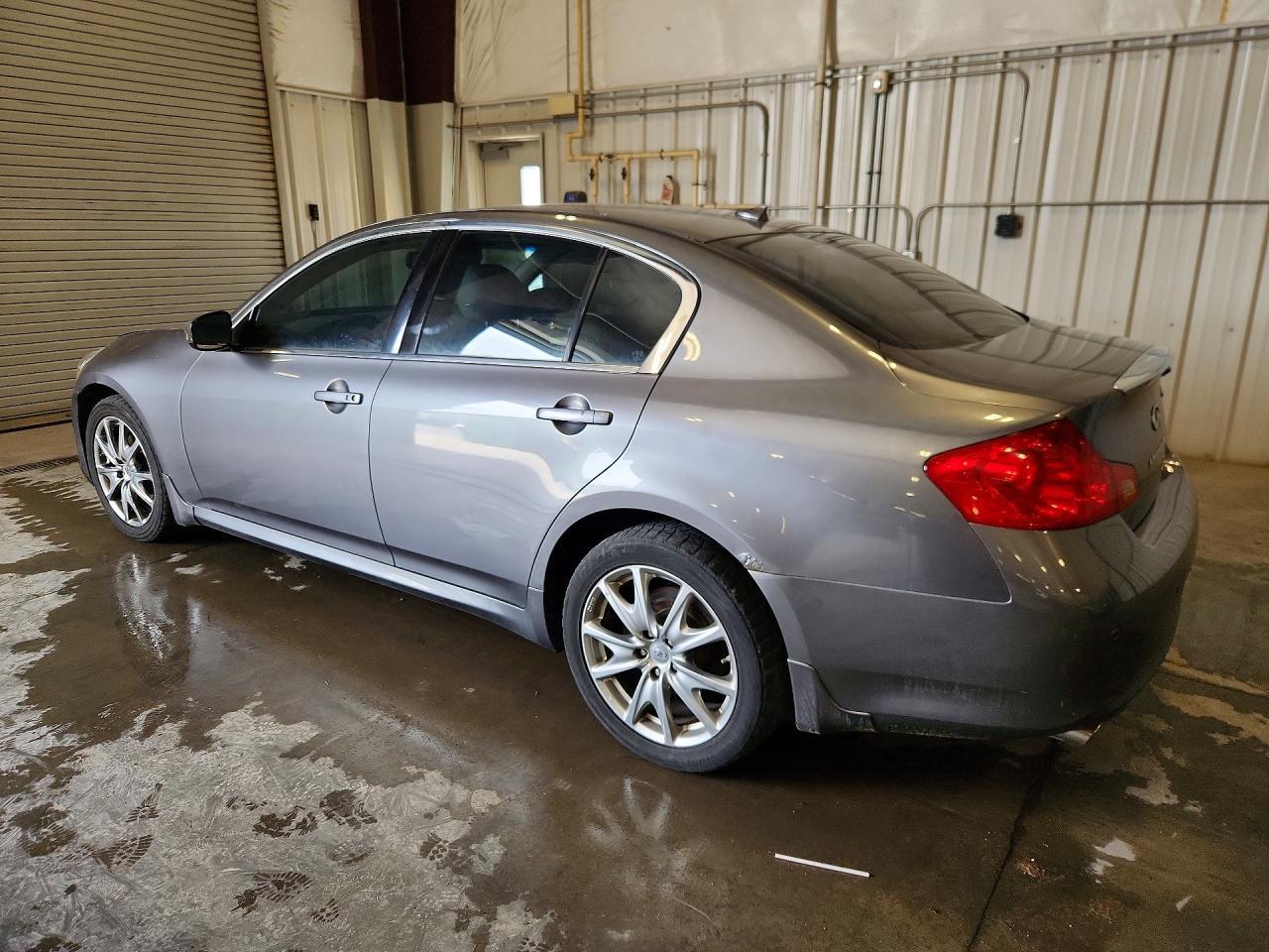 2012 Infiniti G37 Base - Image 2