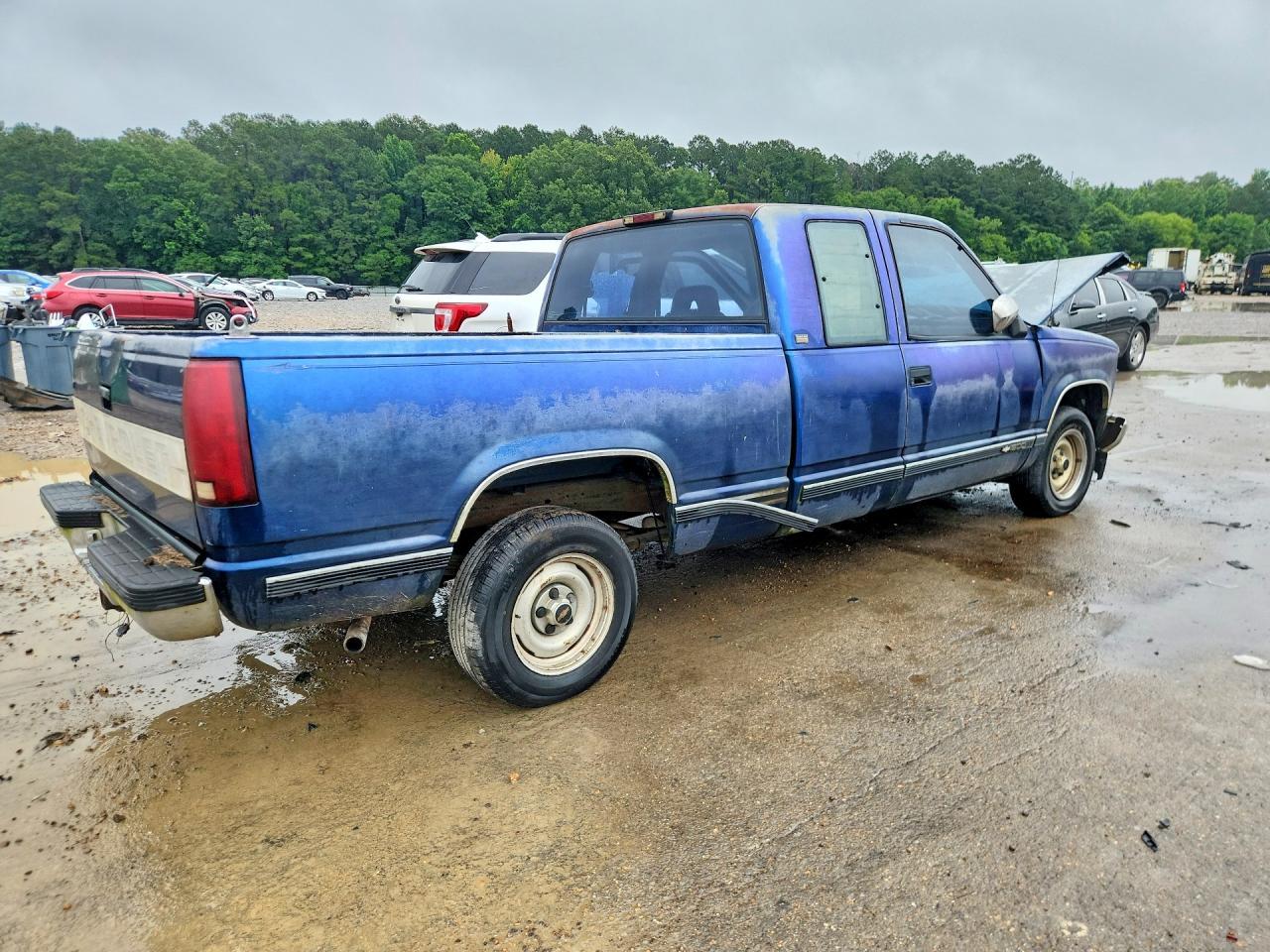 1994 Chevrolet Gmt-400 C1500 - Image 3
