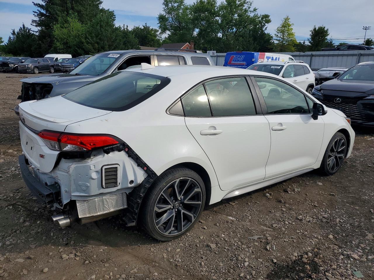 2021 Toyota Corolla Se - Фото 3