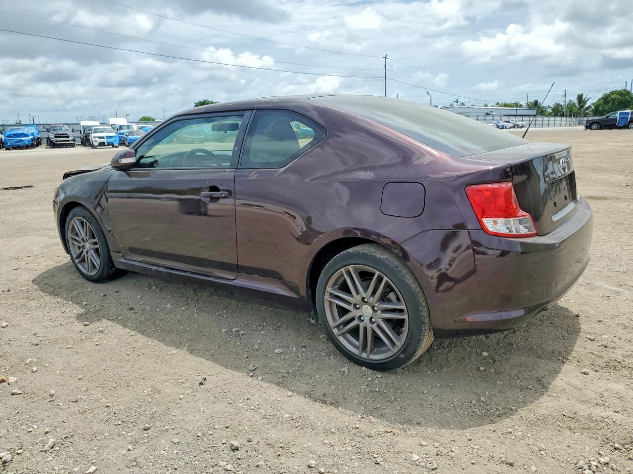 2013 Scion Tc Base - Фото 2