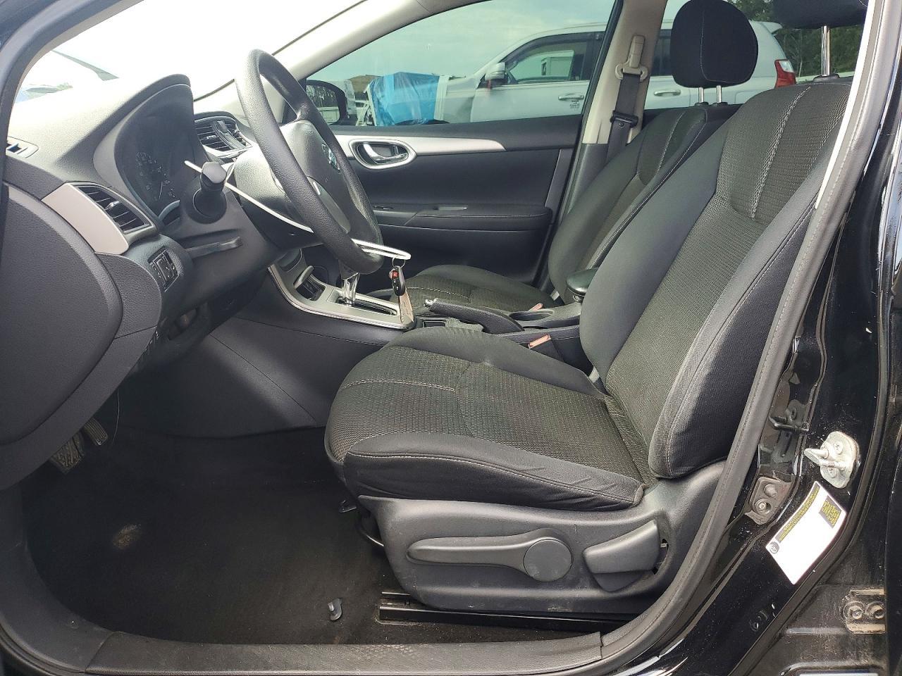 2014 Nissan Sentra S - Image 7