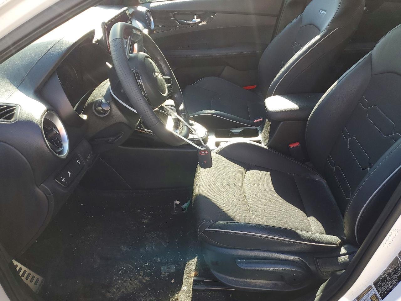2023 Kia Forte Gt Line - Фото 7