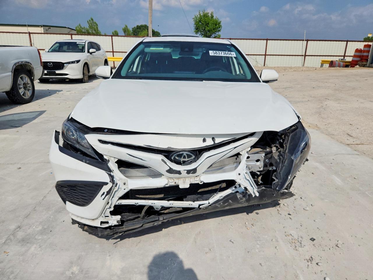 2024 Toyota Camry Se - Image 5
