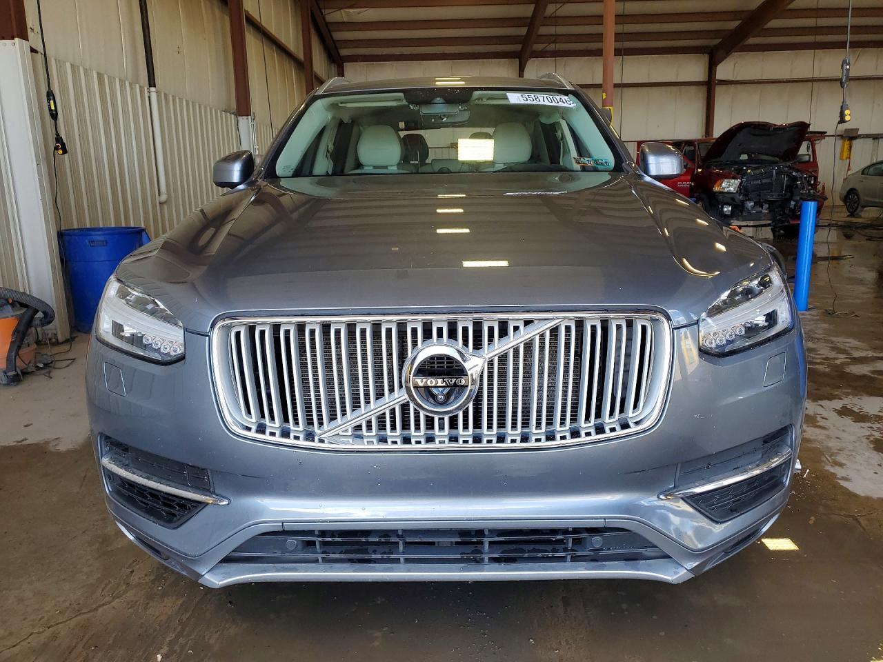 2017 Volvo Xc90 T8 - Image 5