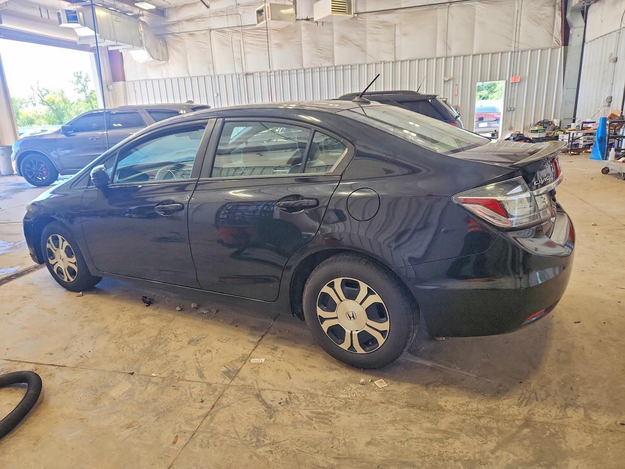 2015 Honda Civic Hybrid L - Фото 2