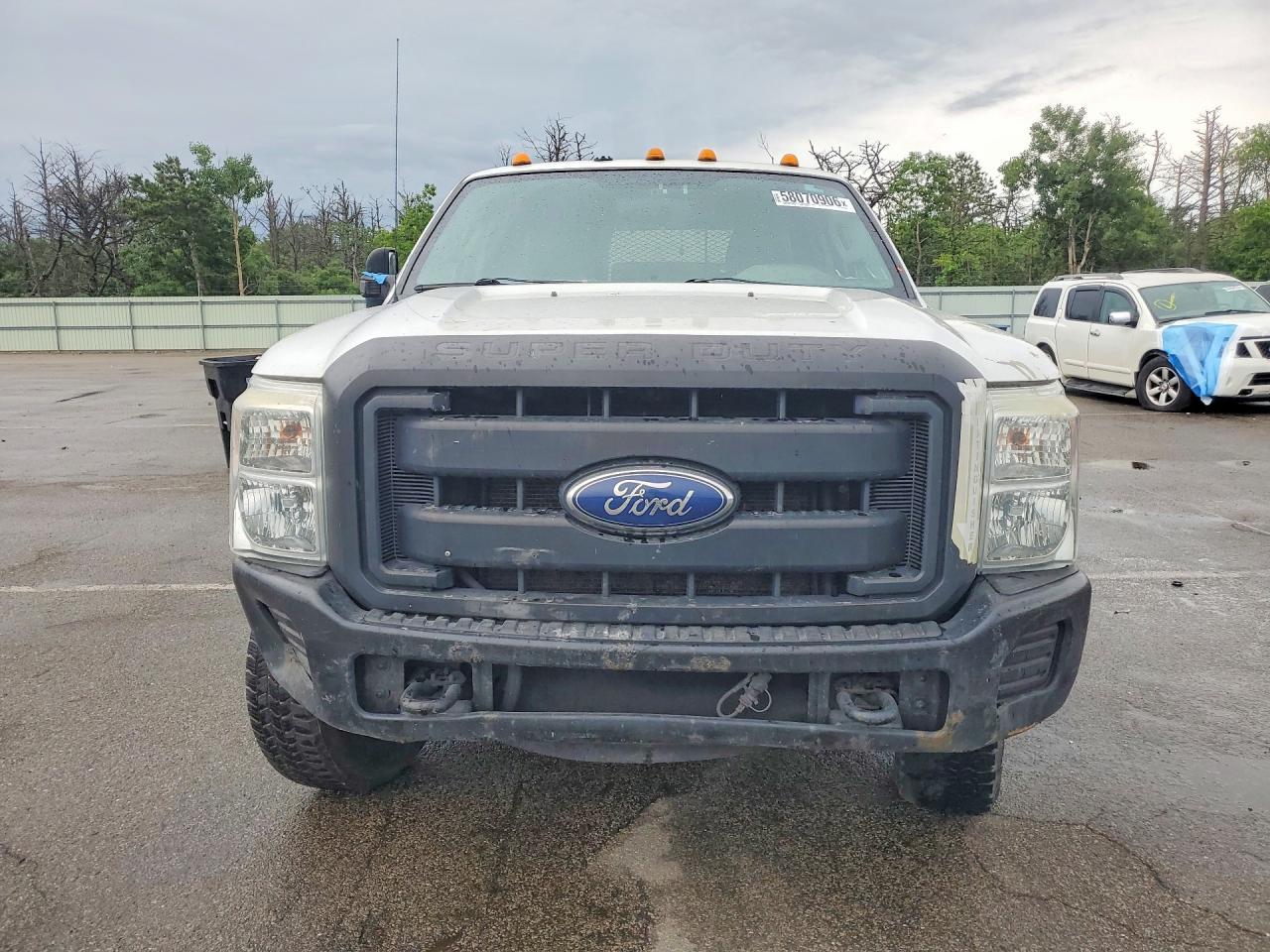 2011 Ford F250 Super Duty - Фото 5