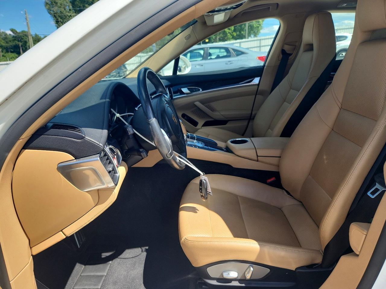 2016 Porsche Panamera 2 - Фото 7