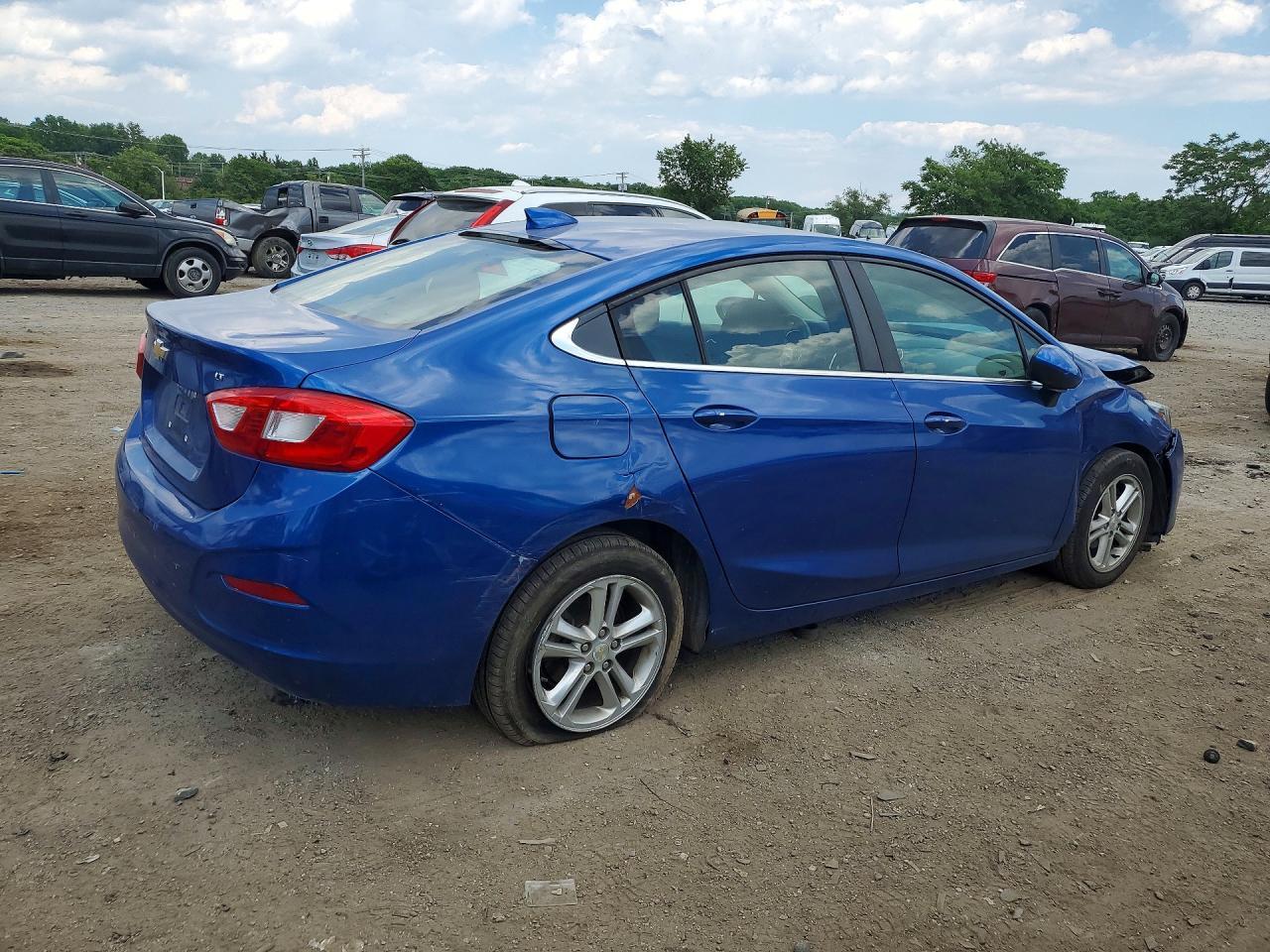 2016 Chevrolet Cruze Lt - Image 3