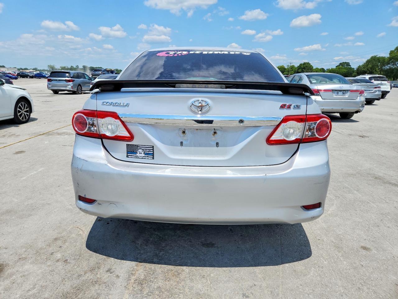 2013 Toyota Corolla Le - Image 6