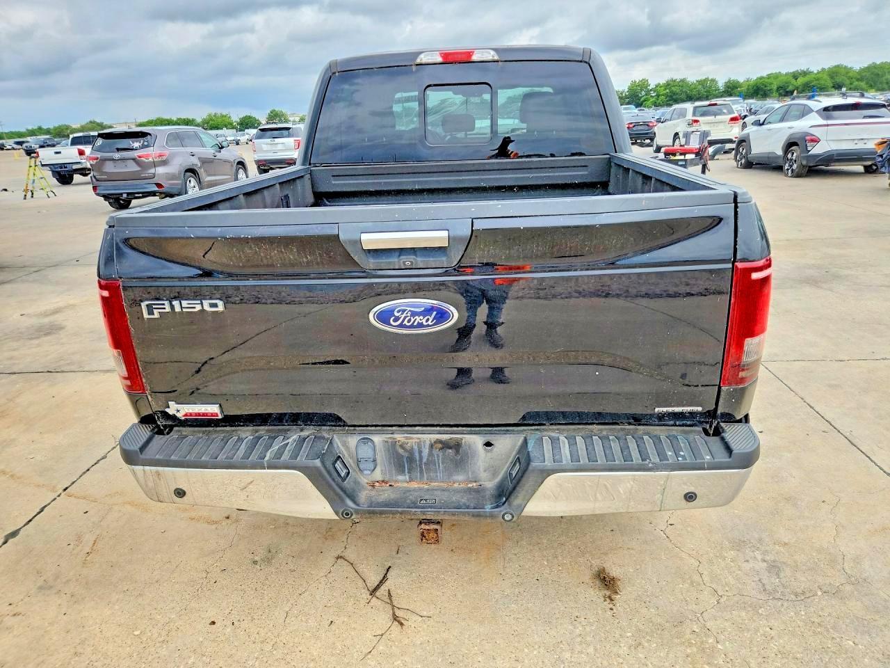 2016 Ford F150 Supercrew - Фото 6