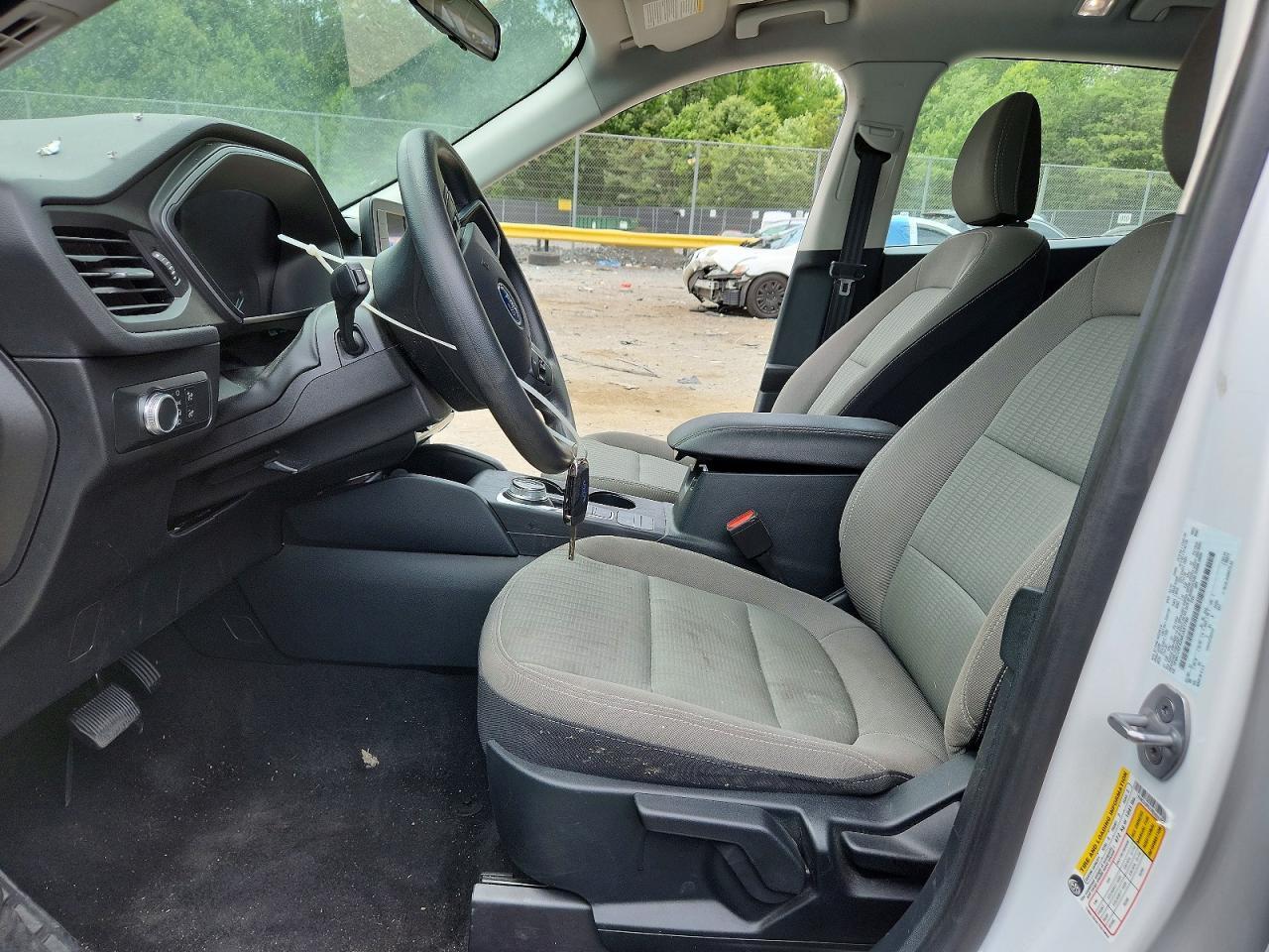 2021 Ford Escape S - Фото 7