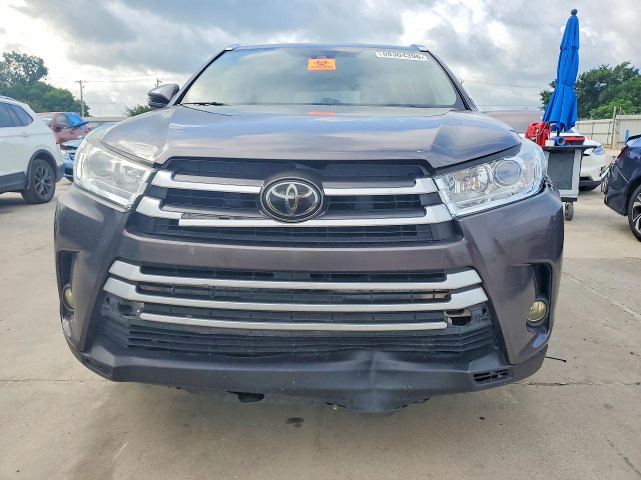 2017 Toyota Highlander Xle - Image 5