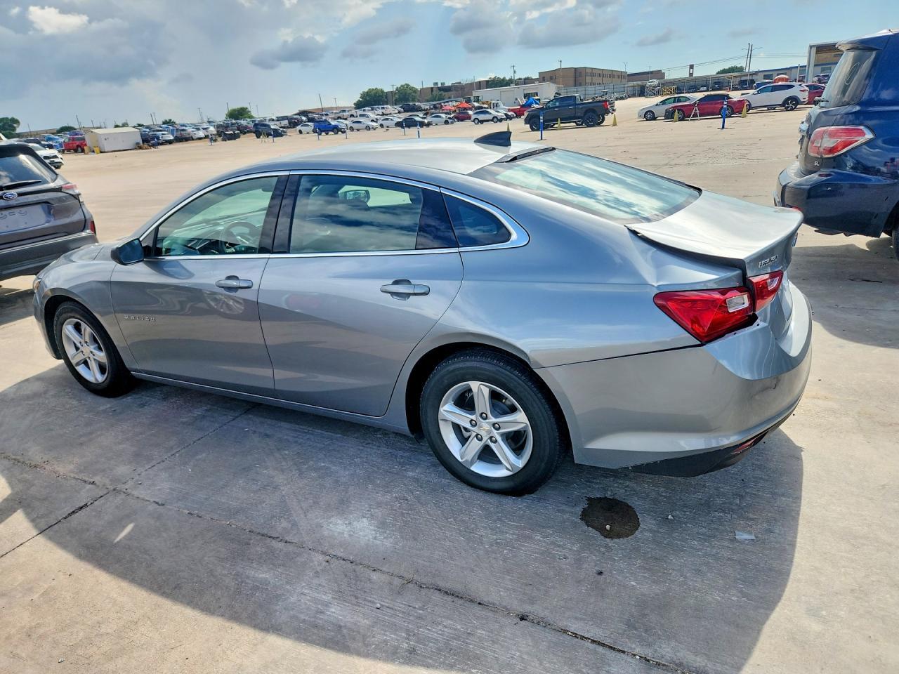 2025 Chevrolet Malibu Ls - Image 2