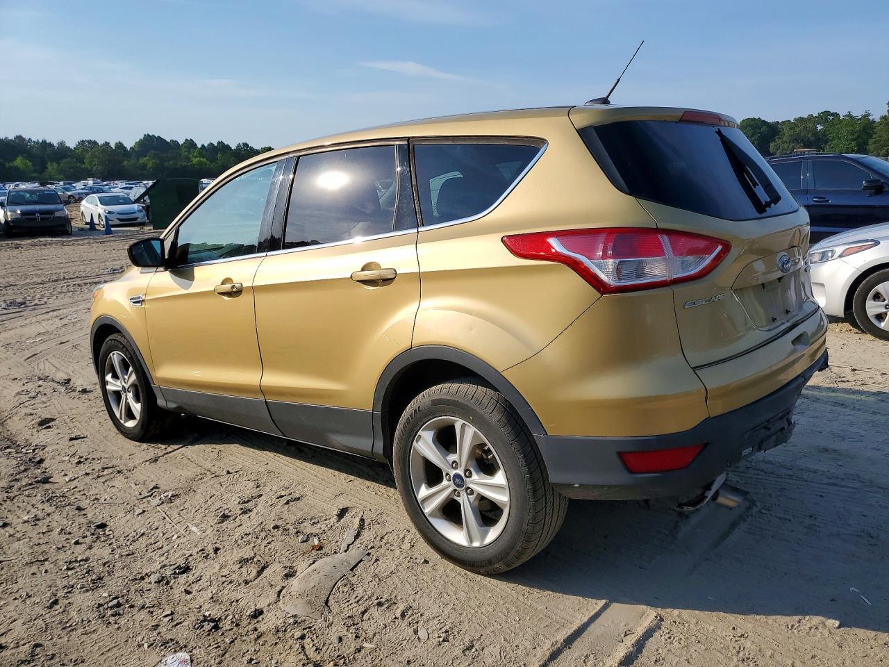 2014 Ford Escape Se - Image 2