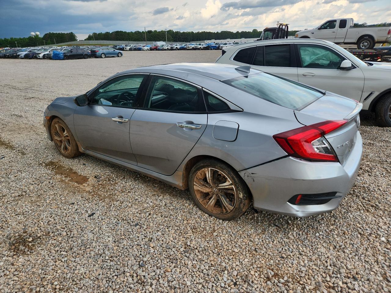 2016 Honda Civic Touring - Фото 2