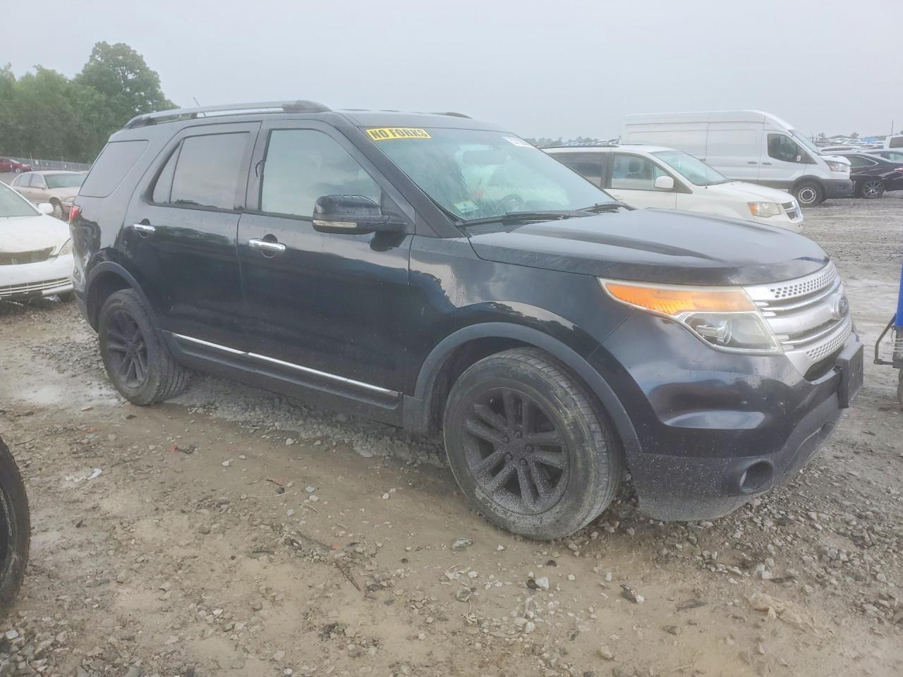 2011 Ford Explorer Xlt - Image 4