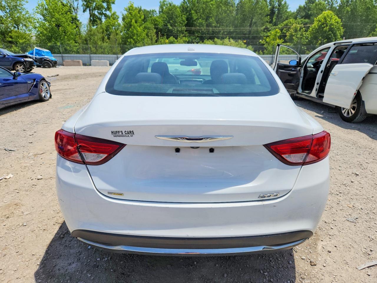 2016 Chrysler 200 Limited - Фото 6