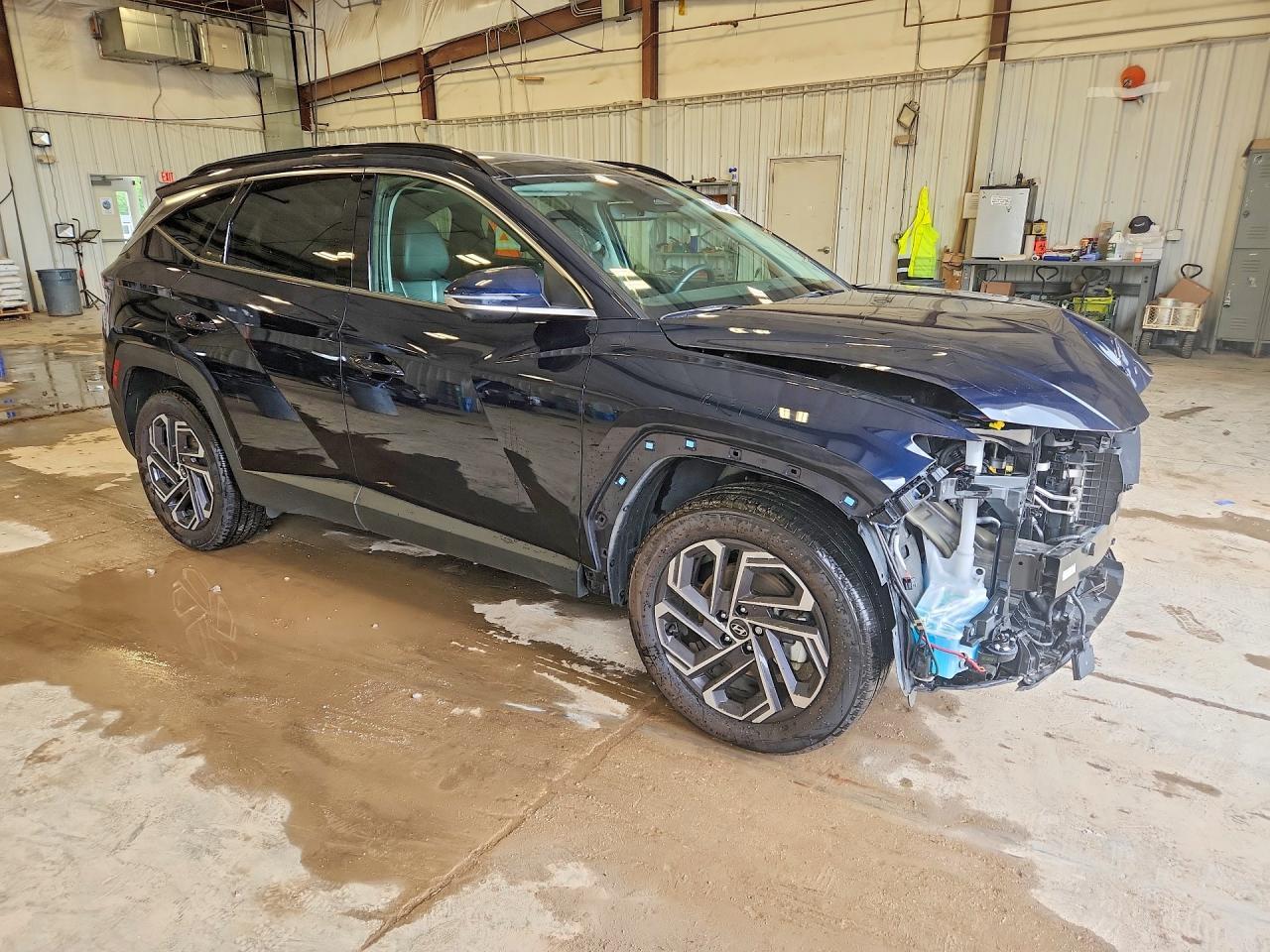 2025 Hyundai Tucson Limited - Image 4