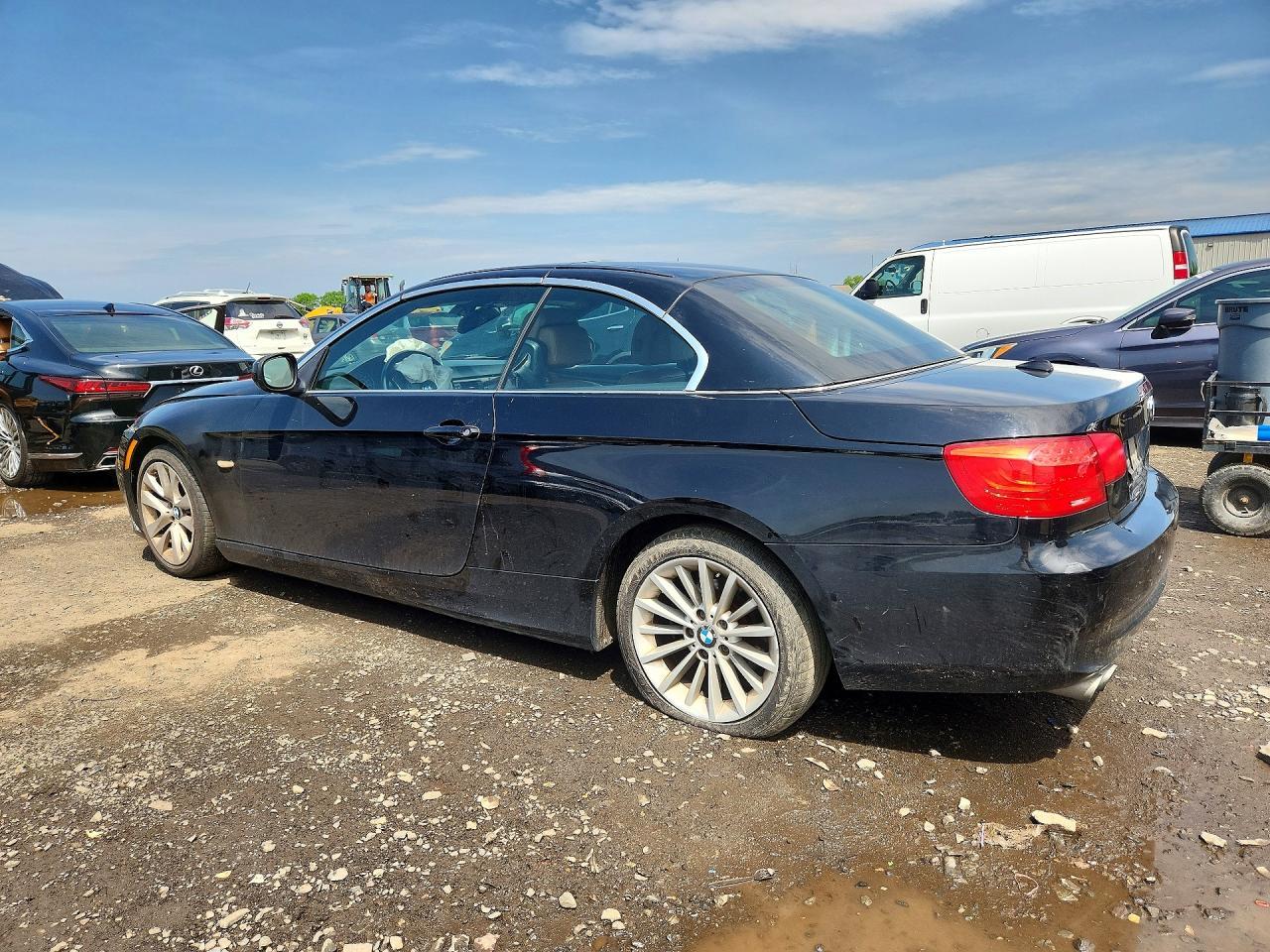 2011 BMW 328 I Sulev - Image 2