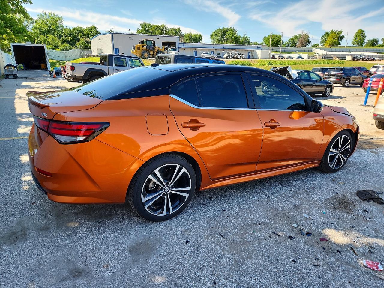 2020 Nissan Sentra Sr - Image 3