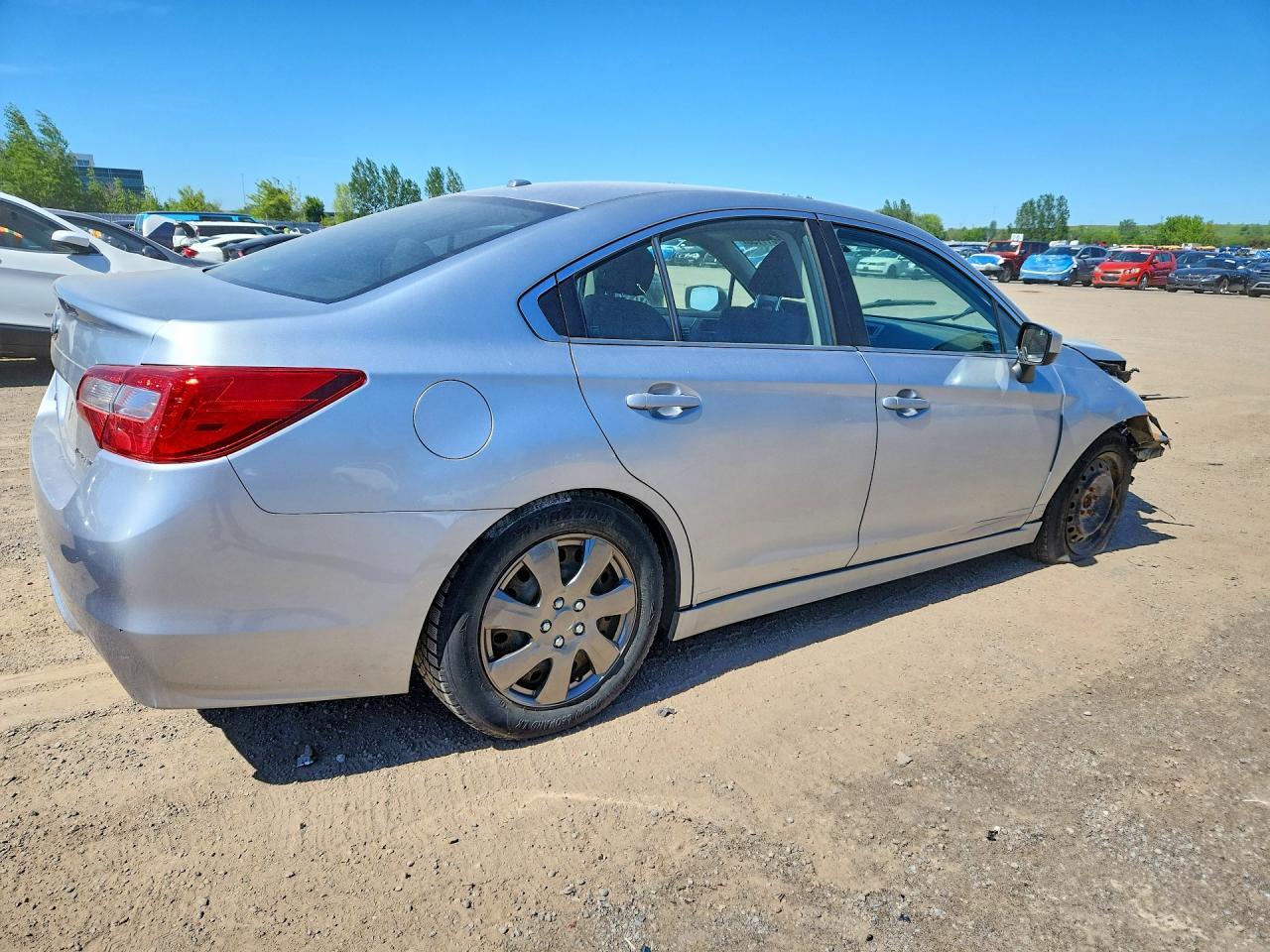 2017 Subaru Legacy 2.5I - Фото 3