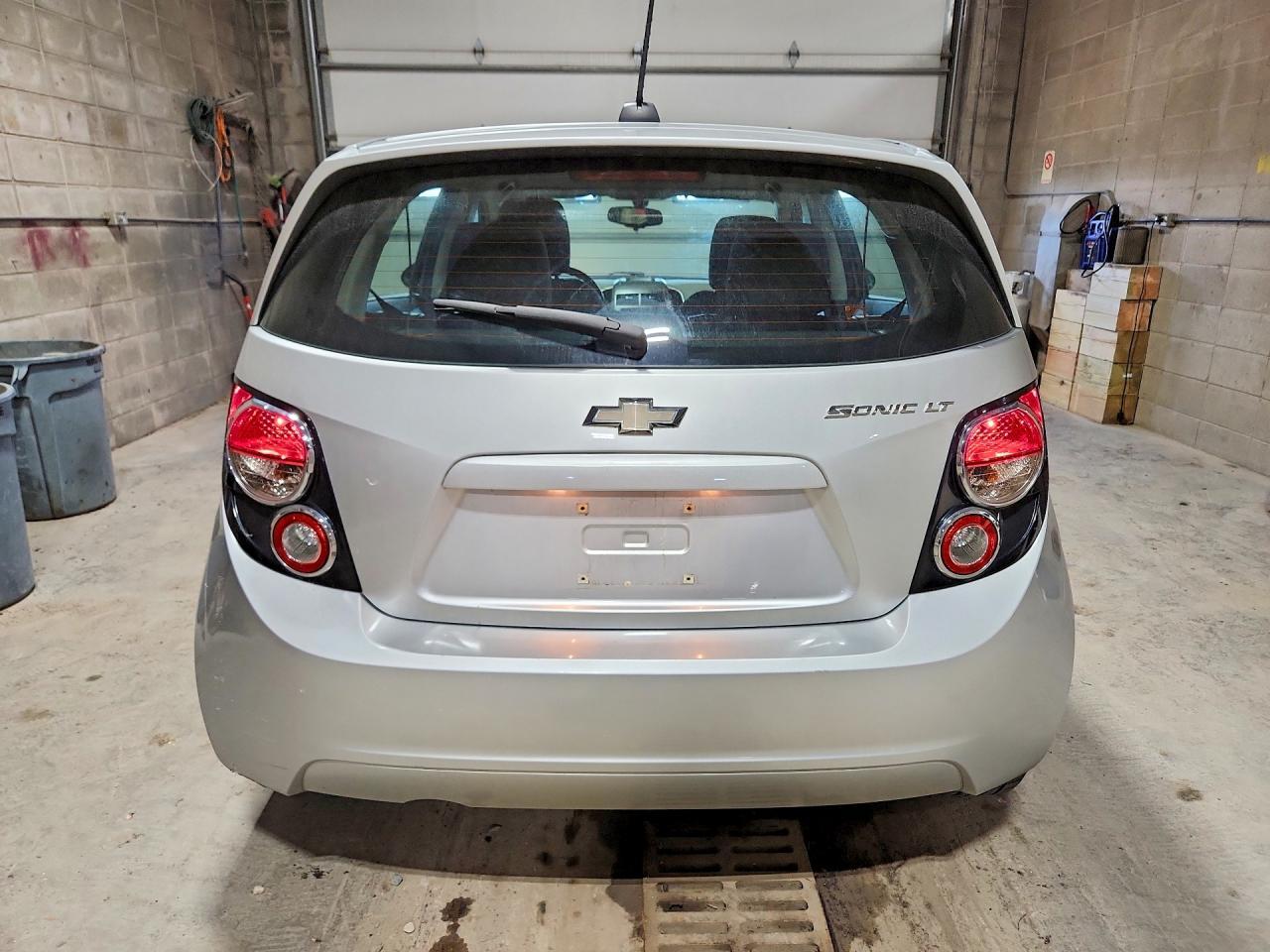 2016 Chevrolet Sonic Lt - Фото 6